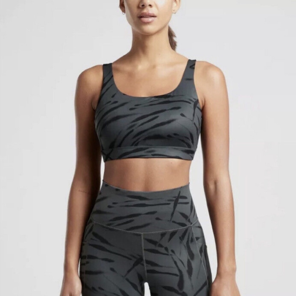 ATHLETA Exhale Zebra Printed Sports Bra Powervita Size XS